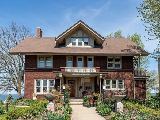 Mendota Lake House Inn B&B