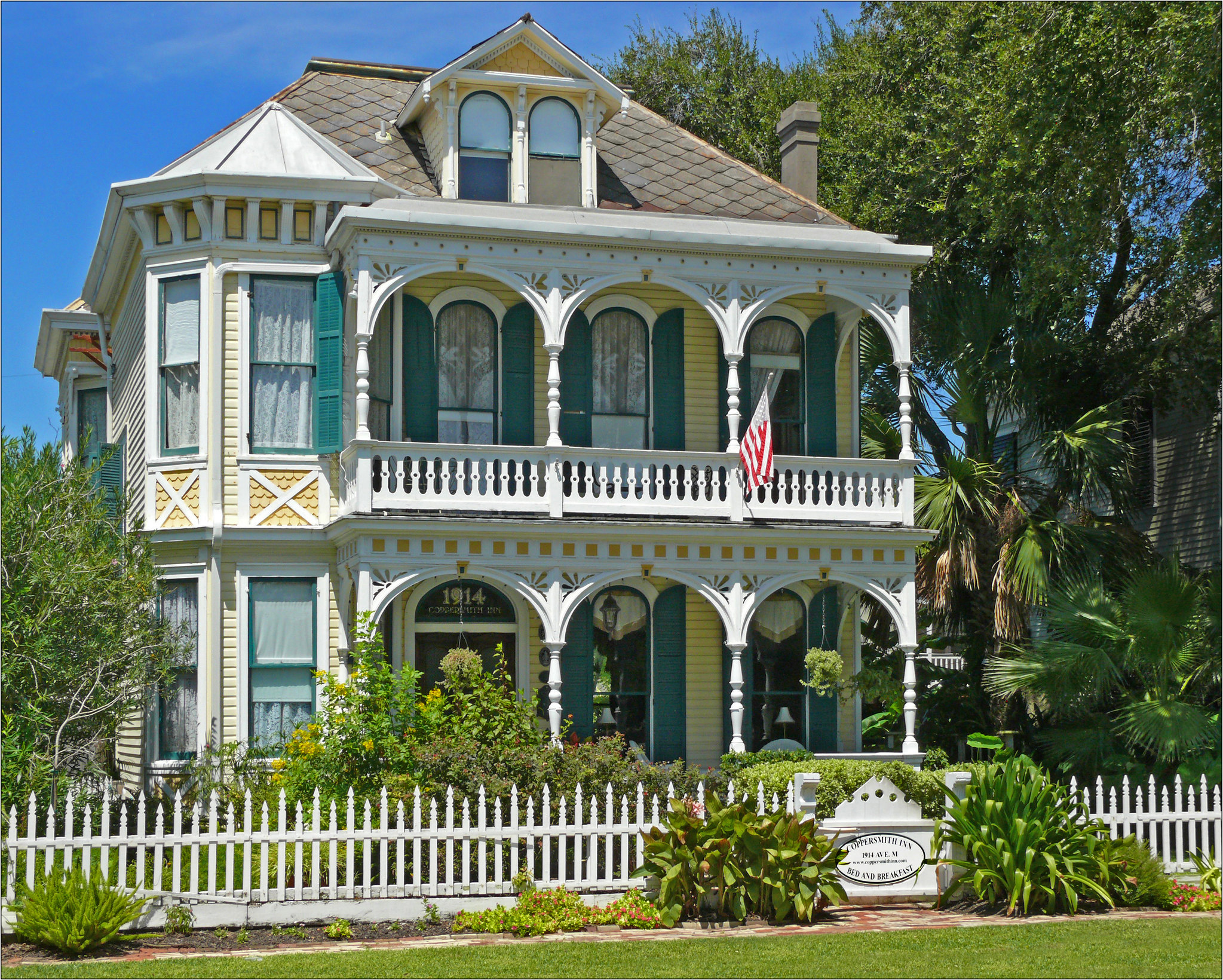 CopperSmith Inn Bed And Breakfast