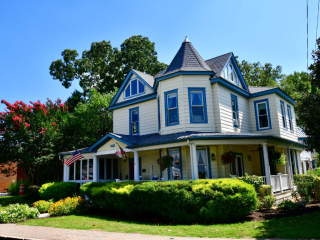 Solomons Victorian Inn Bed And Breakfast