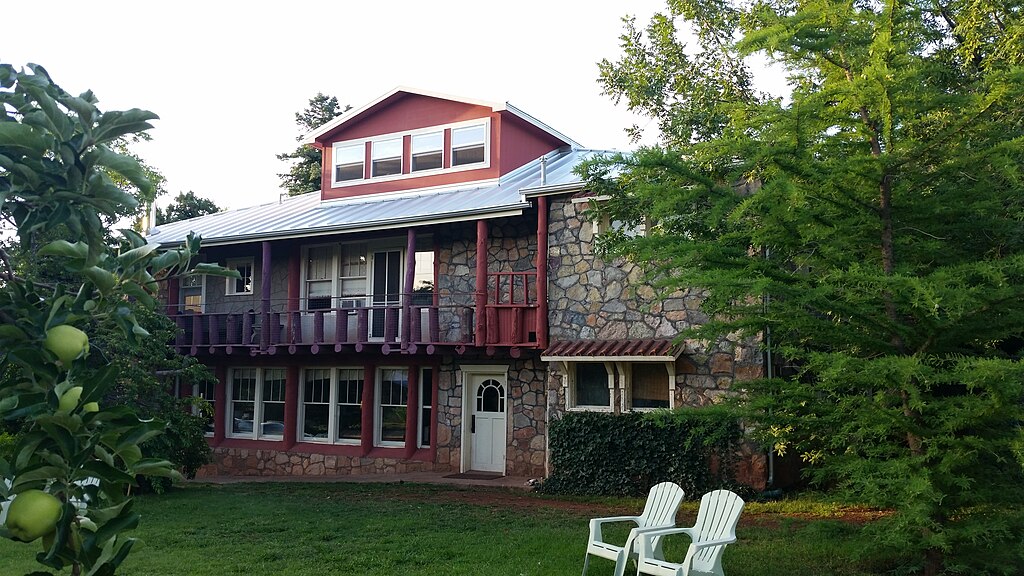 Black Range Lodge Bed And Breakfast