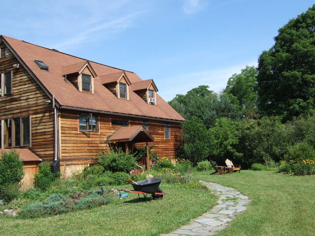 Brookton Hollow Farm Bed & Breakfast