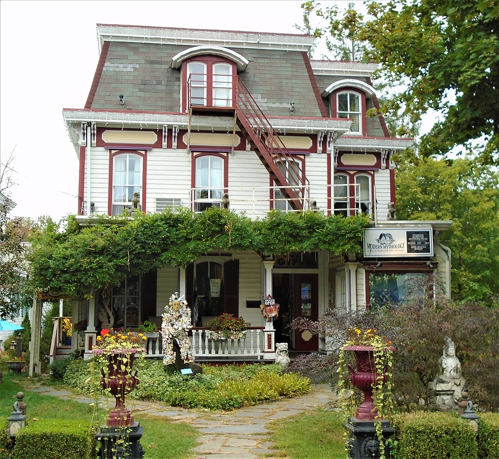 Village Green Bed And Breakfast