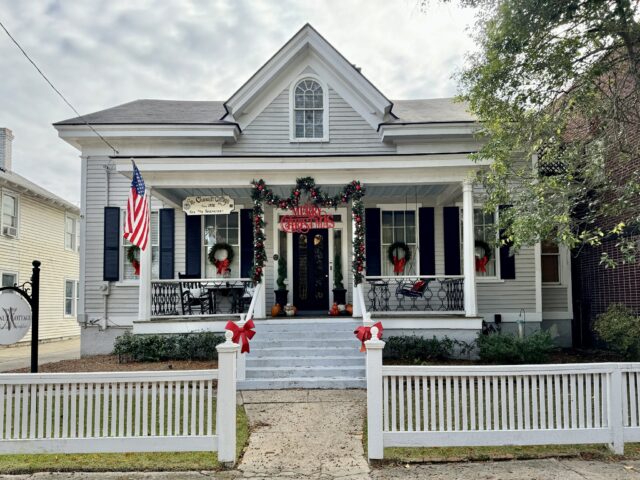 Chestnut Cottage Bed And Breakfast