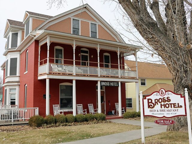 Bross Hotel Bed And Breakfast