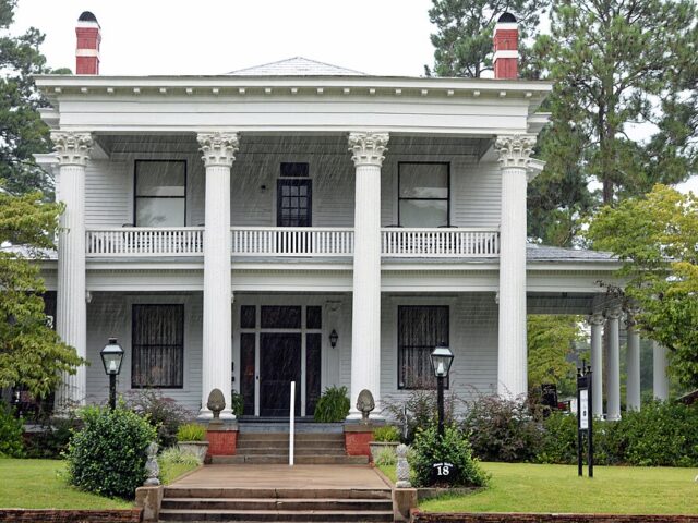 Dorminy-Massee House Bed And Breakfast