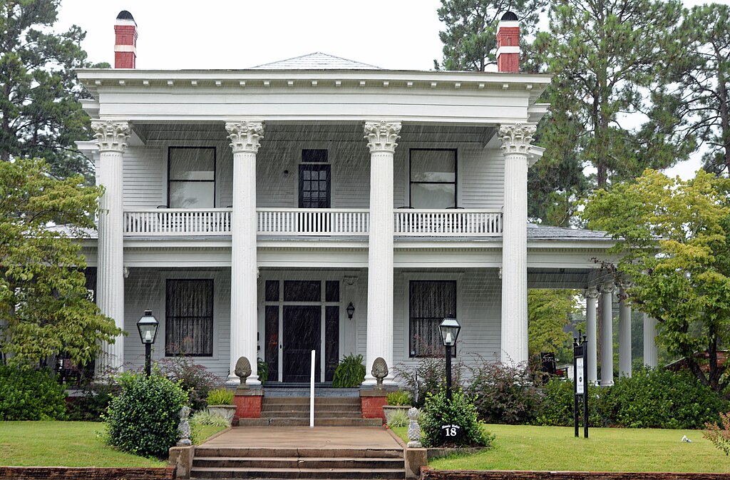 Dorminy-Massee House Bed And Breakfast
