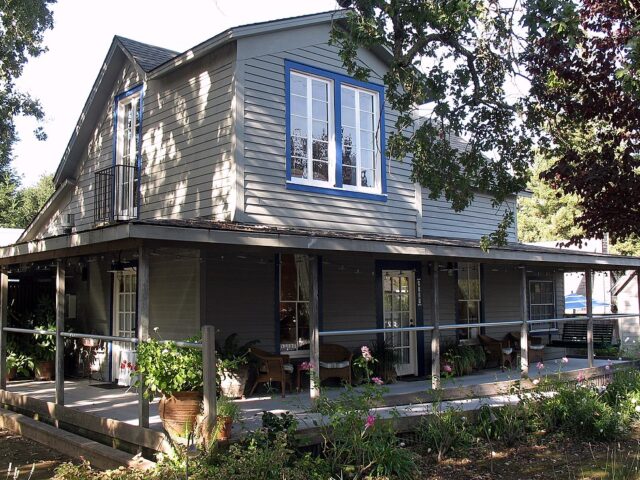 Lavender Bed And Breakfast