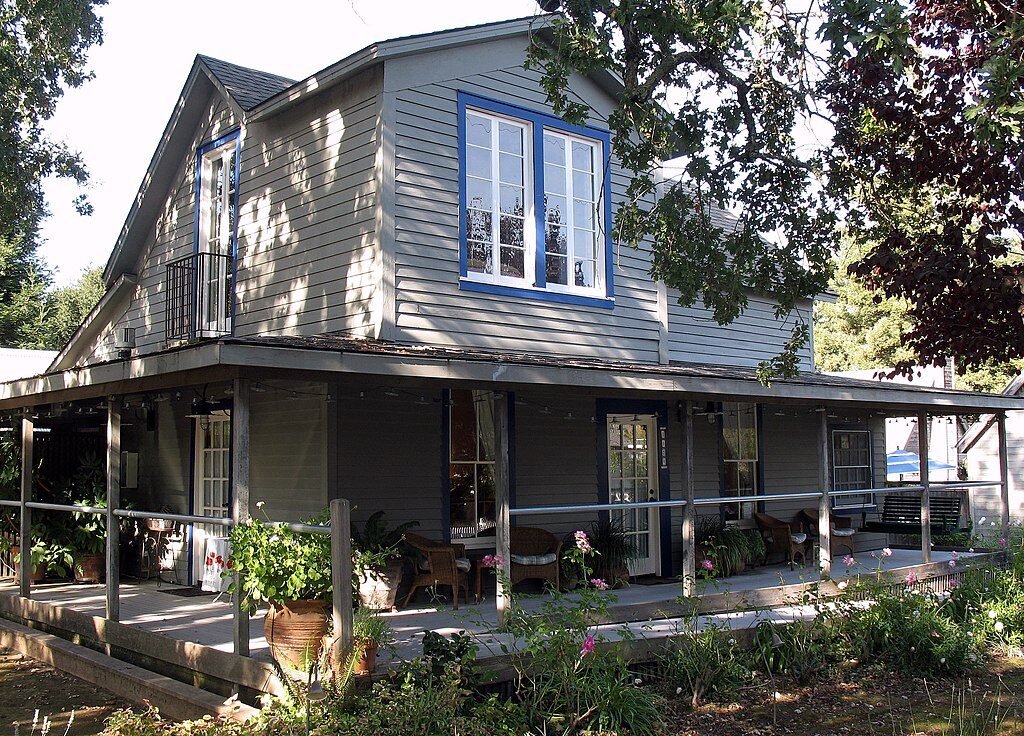 Lavender Bed And Breakfast