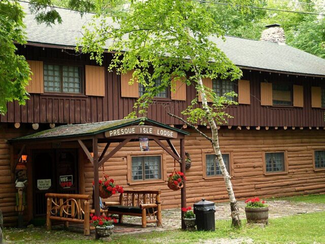 Presque Isle Lodge