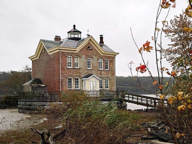 Saugerties Lighthouse Bed And Breakfast