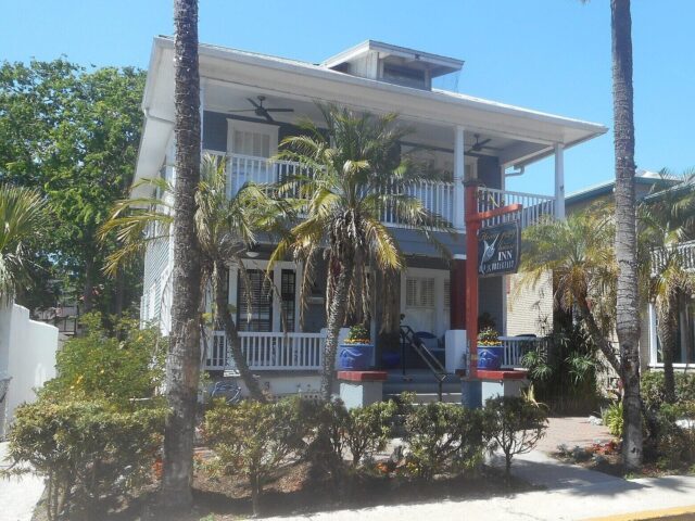 Hemingway House Bed And Breakfast