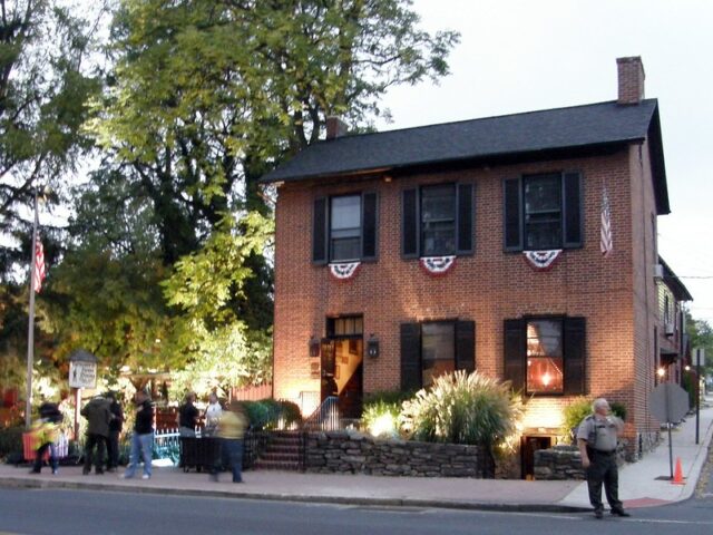 The Farnsworth House Bed and Breakfast