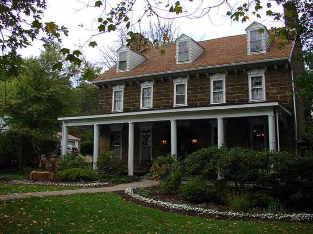 Century Inn Bed And Breakfast