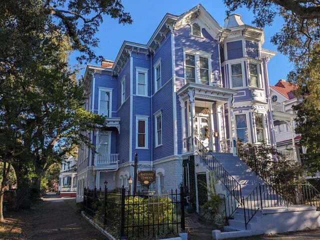 Amethyst Garden Inn B&B