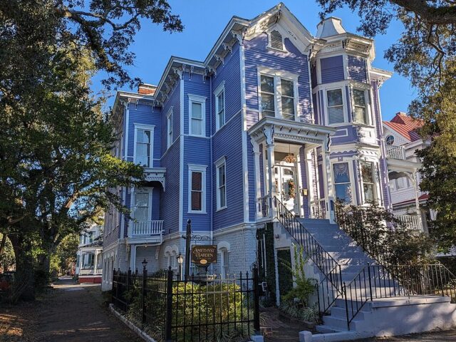 Amethyst Garden Inn B&B