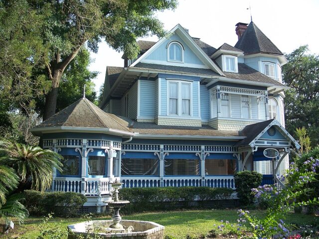 The Sweatwater Branch Inn