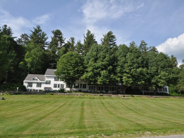 Philbrook Farm Inn B&B