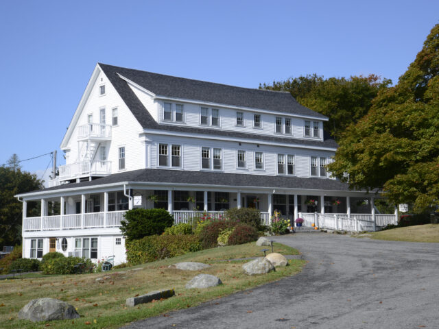 East Wind Inn B&B