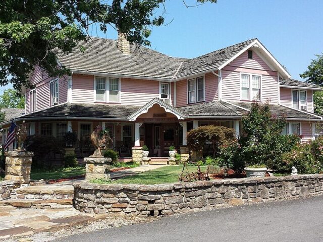 The Inn at Mountain View B&B