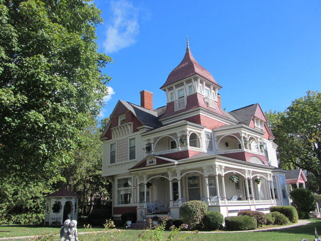 Grand Victorian B&B Inn