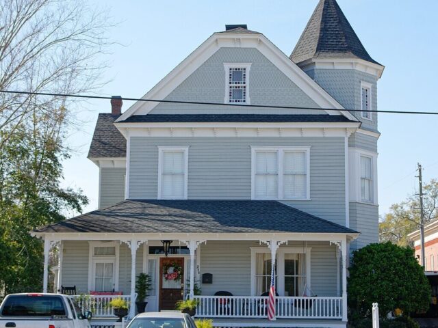 Trowell Historic Inn Bed and Breakfast