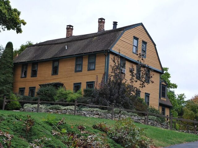 Captain Grant’s 1754 B&B