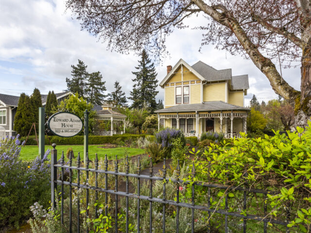 Edward Adams Bed and Breakfast