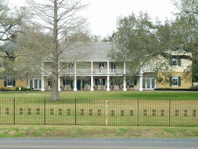 Ormond Manor Bed and Breakfast