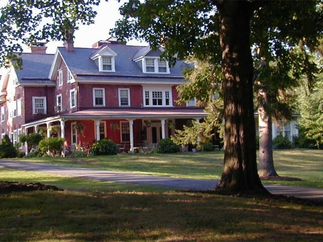 Cameron Estate Bed and Breakfast