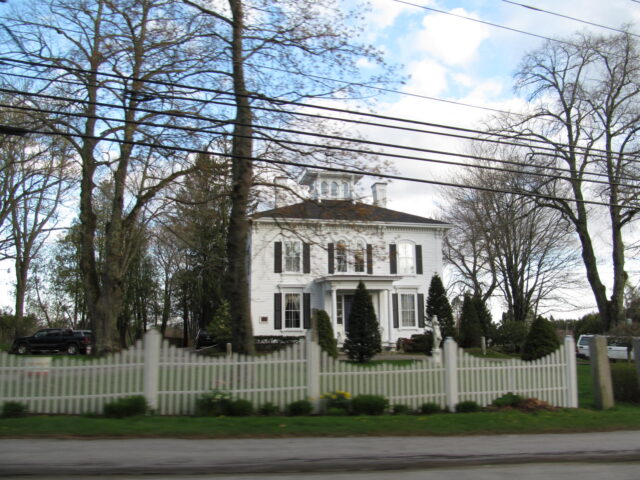 Homeport Inn & Tavern