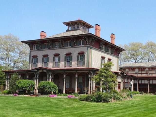 Southern Mansion Bed and Breakfast