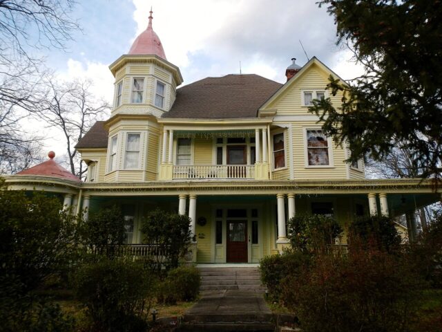 Mistletoe Bough Bed and Breakfast