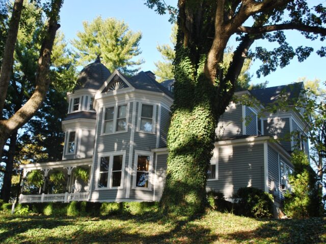 Biltmore Village Inn B&B